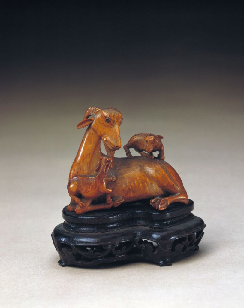 图片[1]-Bamboo root carving of three sheep-China Archive